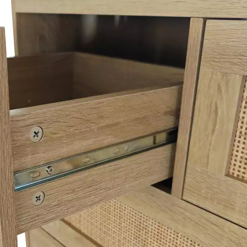 Commode à 4 tiroirs en rotin, meuble de rangement avec façades de tiroirs en cannage, commode horizontale