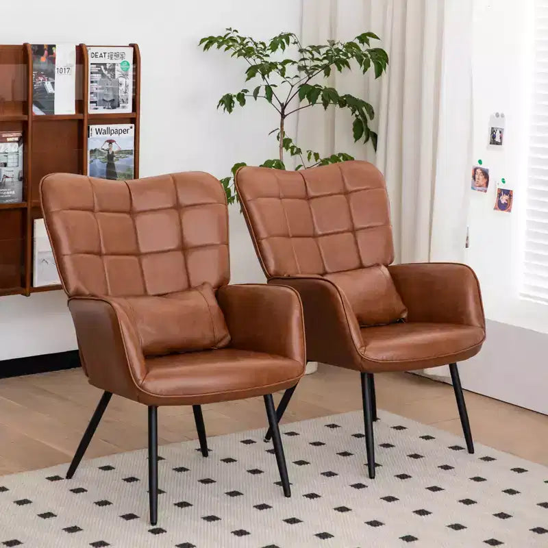Chaise de bureau blanche en cuir reconstitué à dossier haut, pieds en métal