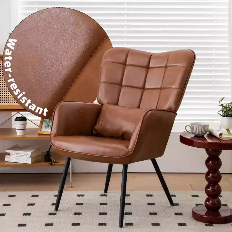 Chaise de bureau blanche en cuir reconstitué à dossier haut, pieds en métal